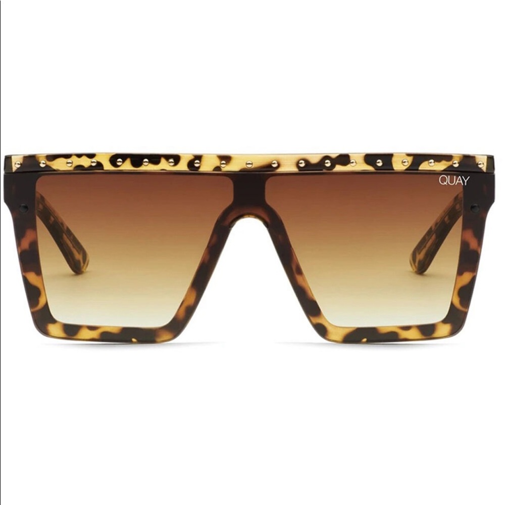 Quay Sunglasses in Hindsight